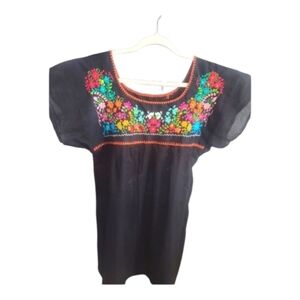 Tunic Blouse Nwot  with Colorful Embroidery